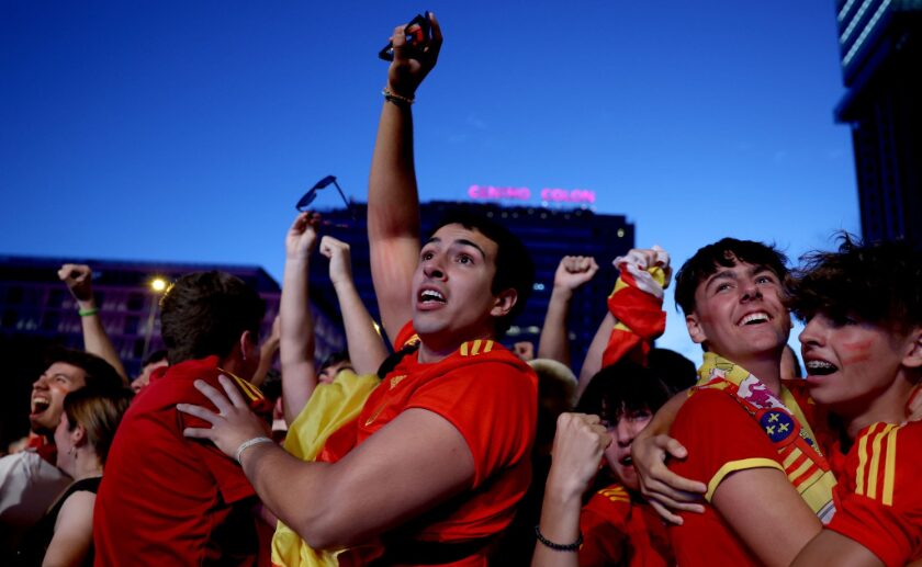 Spain National Football Team fans ignite celebrations after qualifying for the final