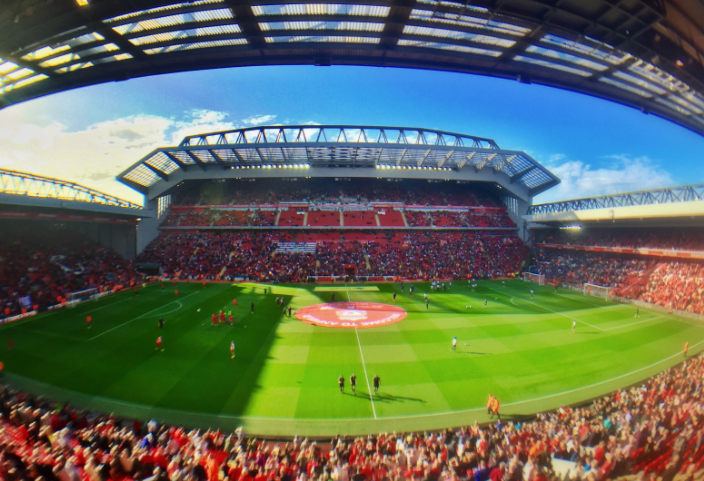 Anfield prepares to welcome French international Bradley Barcola.