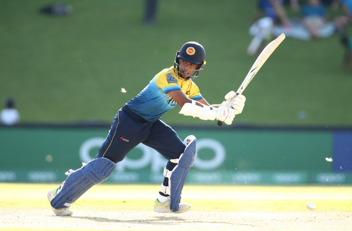 Sonal Dinusha leads Sri Lanka's resistance on Day 3.