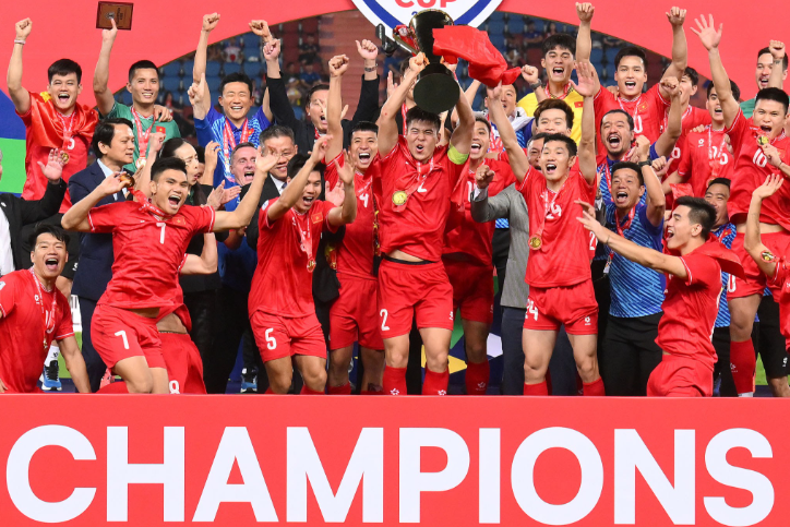 Vietnam celebrates their fourth regional title win at My Dinh National Stadium