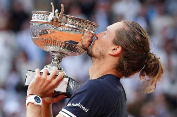  Alexander Zverev win today Us Final Match. 
