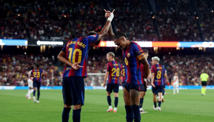 Barcelona vs Rayo Vallecano 5-2 full-time scoreboard celebration.
