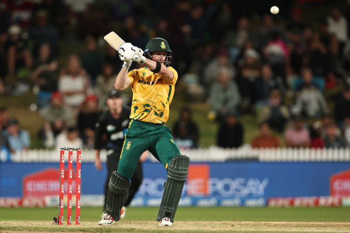 Connor Esterhuizen provided explosive support with an 88-run knock.