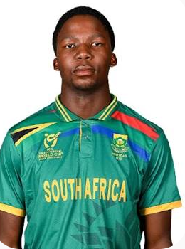 Kwena Maphaka shoulders greater bowling responsibility.