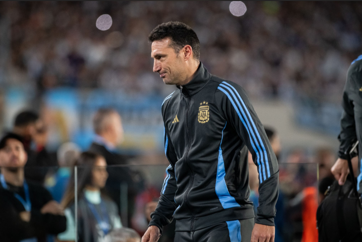 Manager Lionel Scaloni faces a major tactical evolution.
