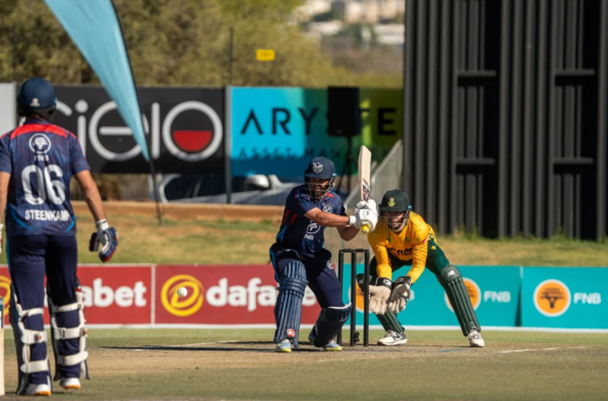 South Africa edge Namibia in T20 match as Lhuan-dre Pretorius hits a boundary in Windhoek.
